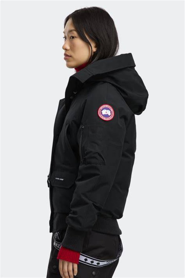Are Canada Goose jackets good for skiing?