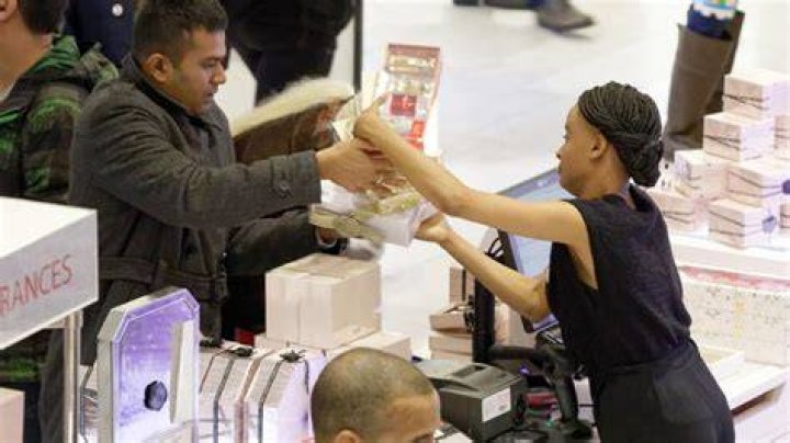 Are stores legally required to accept returns?