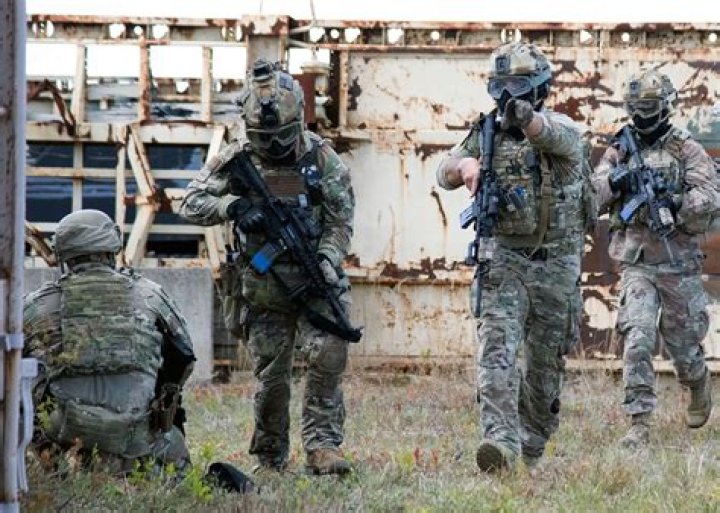 Can chaplain be Special Forces?