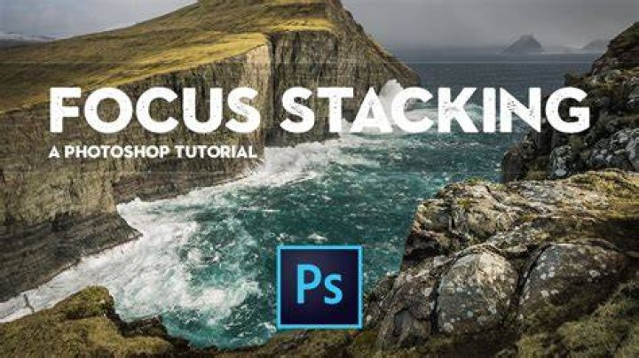 Can you do focus stacking in Photoshop?
