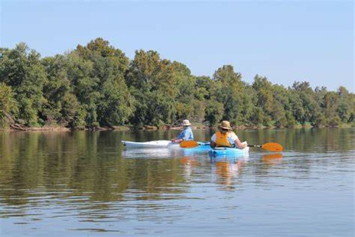 Can you fish at Powhatan State park?