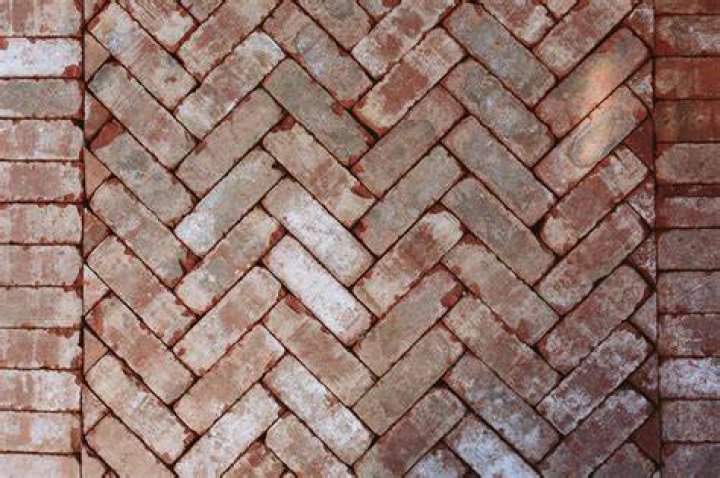 Can you get tiles that look like bricks?