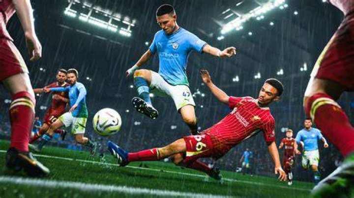 Can you still play FIFA 15 Ultimate Team on mobile?