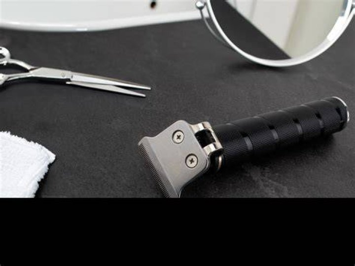 Can you take an electric razor on a plane?
