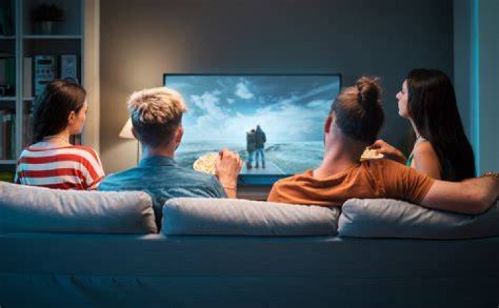 Can you watch movies on an iPod?