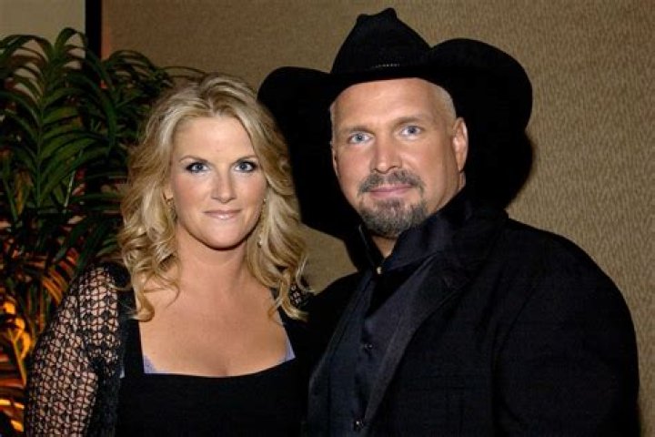 Did Garth Brooks buy a house on Anna Maria Island?