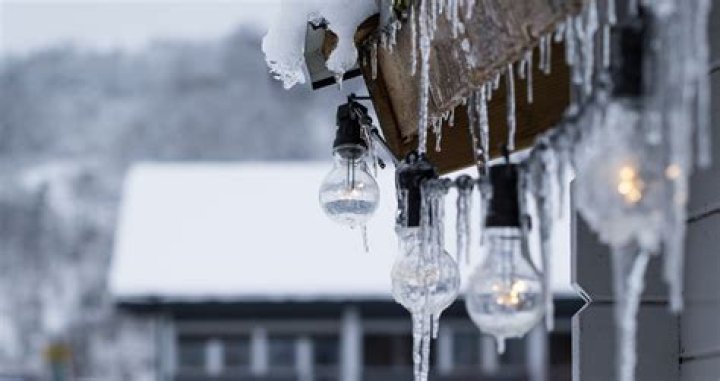 Do LED lights not work in cold weather?