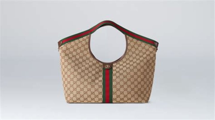 Does Nordstrom sell Gucci bags?