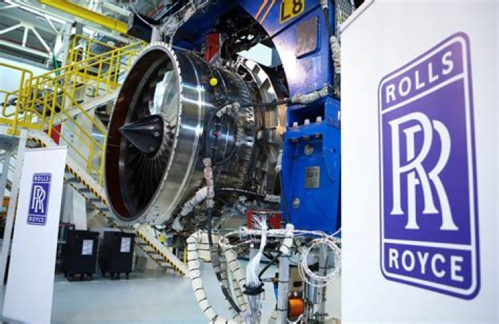 Does Rolls-Royce use IoT?
