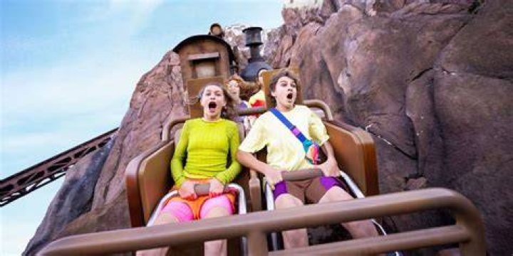 Does Sea World have rides for kids?
