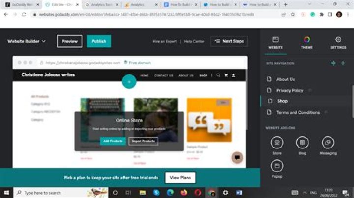 How do I add a year in WordPress?