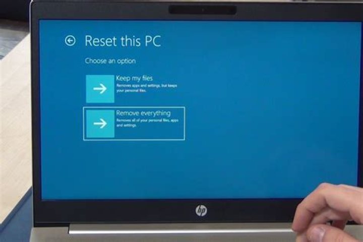 How do I reset my HP printer maintenance kit?