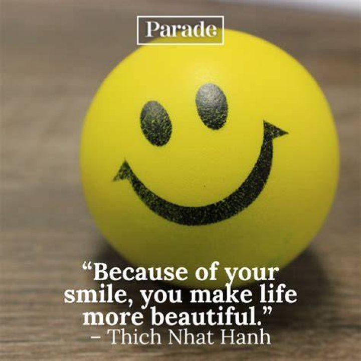 How do you make a smile quote?