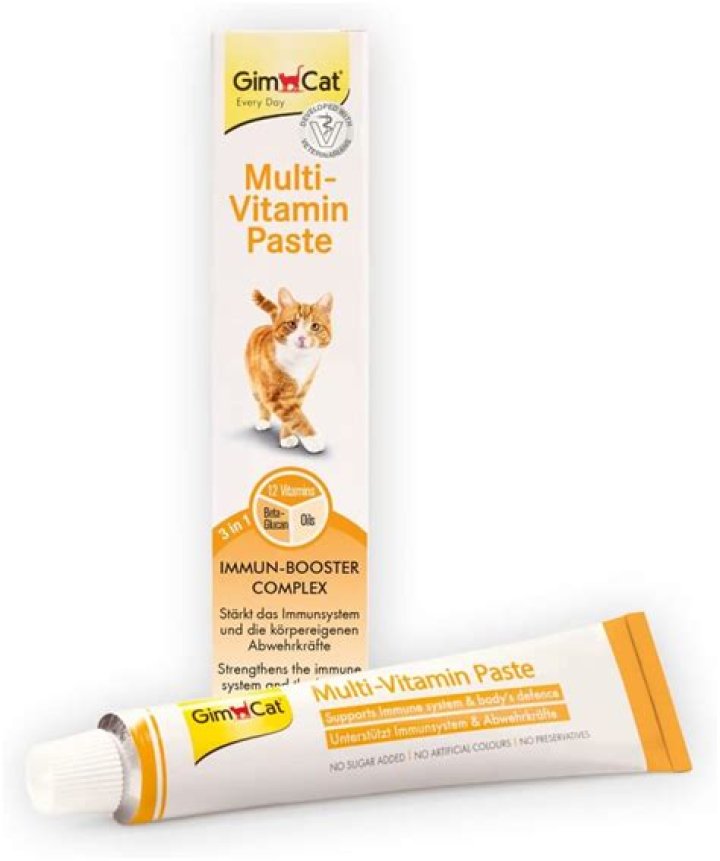 How do you use vitamin paste for cats?