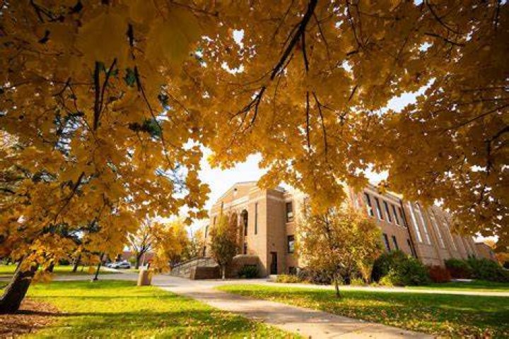 How many buildings are on NDSU campus?