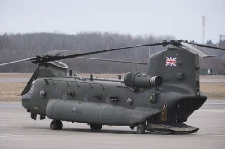 How many Chinooks does the UK have?
