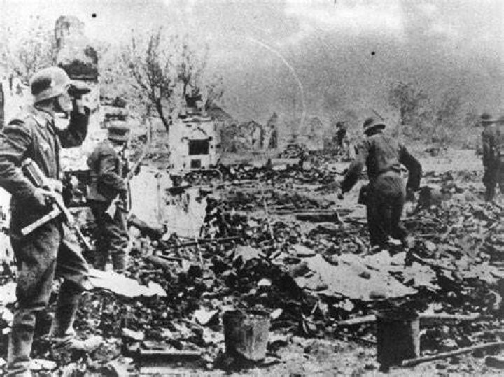 How many German soldiers died in the battle of Leningrad?