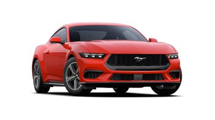 How much does a 2015 Ford Mustang Coupe cost?