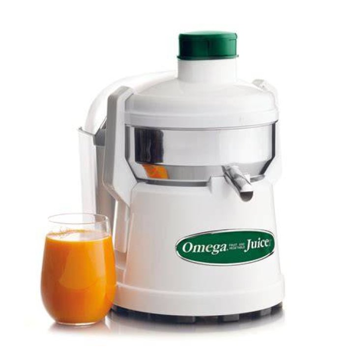 How much does an Omega juicer cost?