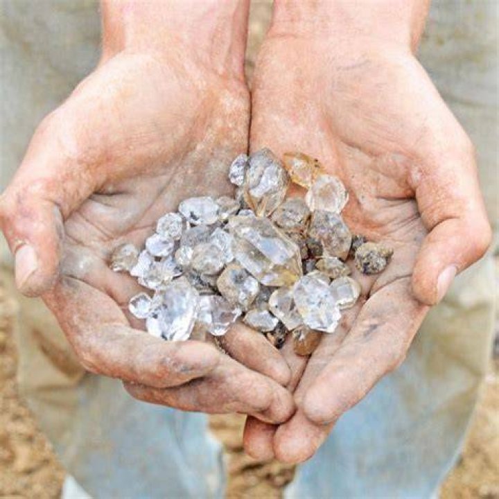 How much does it cost to go to Herkimer Diamond Mine?