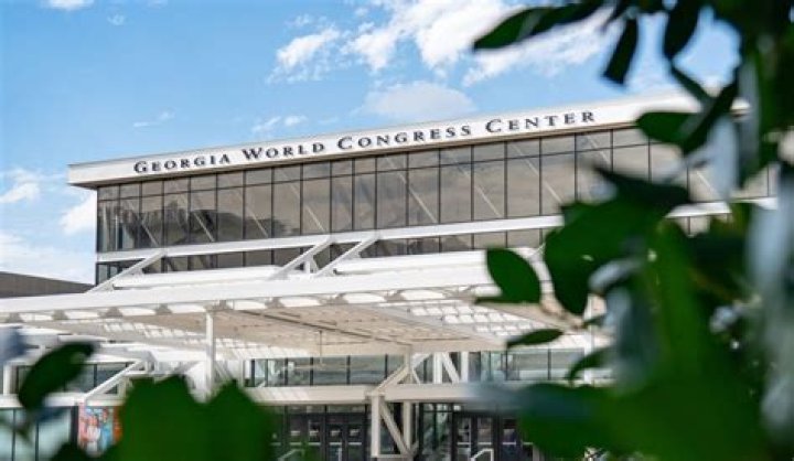 How much does it cost to park at the Georgia World Congress Center?