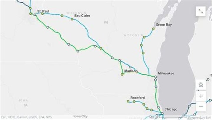 How much is a bus ticket from Milwaukee to Green Bay?