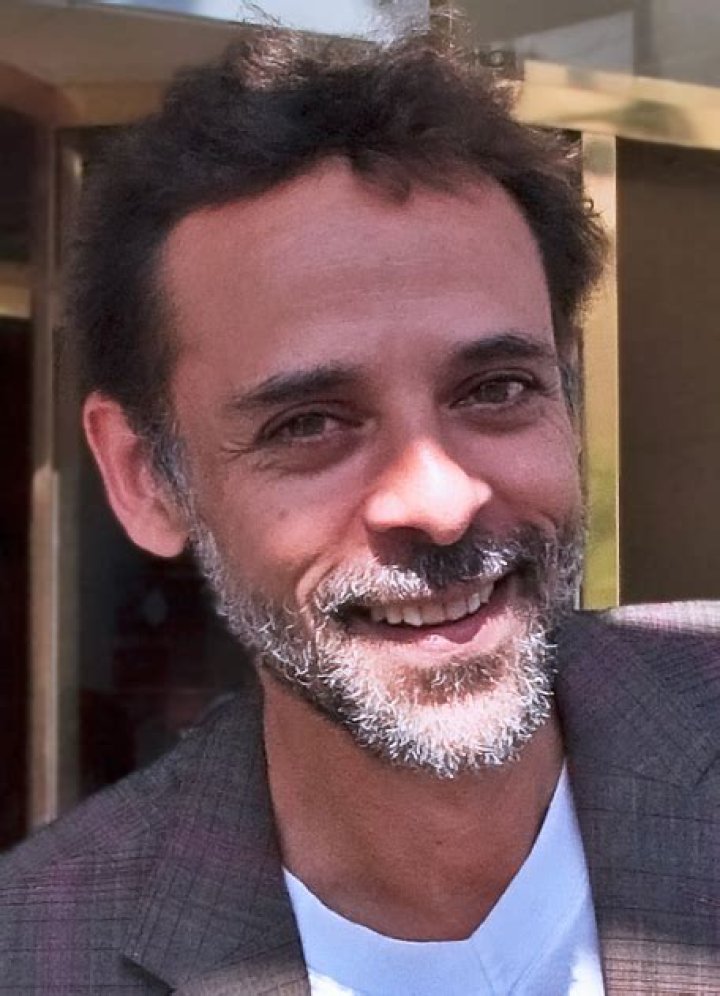 Is Alexander Siddig Arabic?