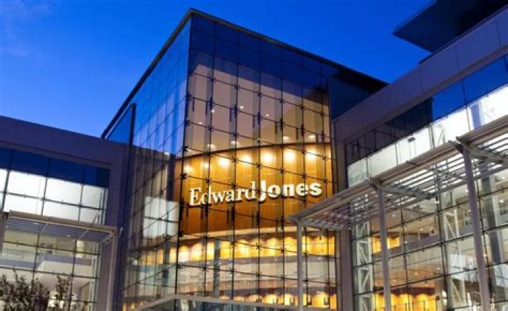 Is Edward Jones free?