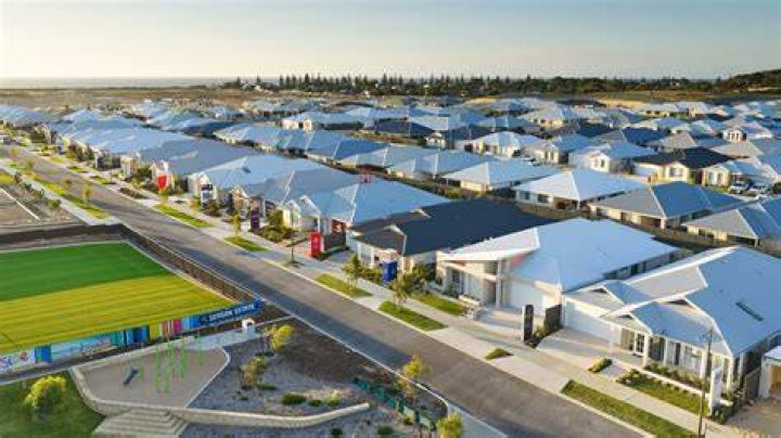 Is Elizabeth Bay a good suburb?