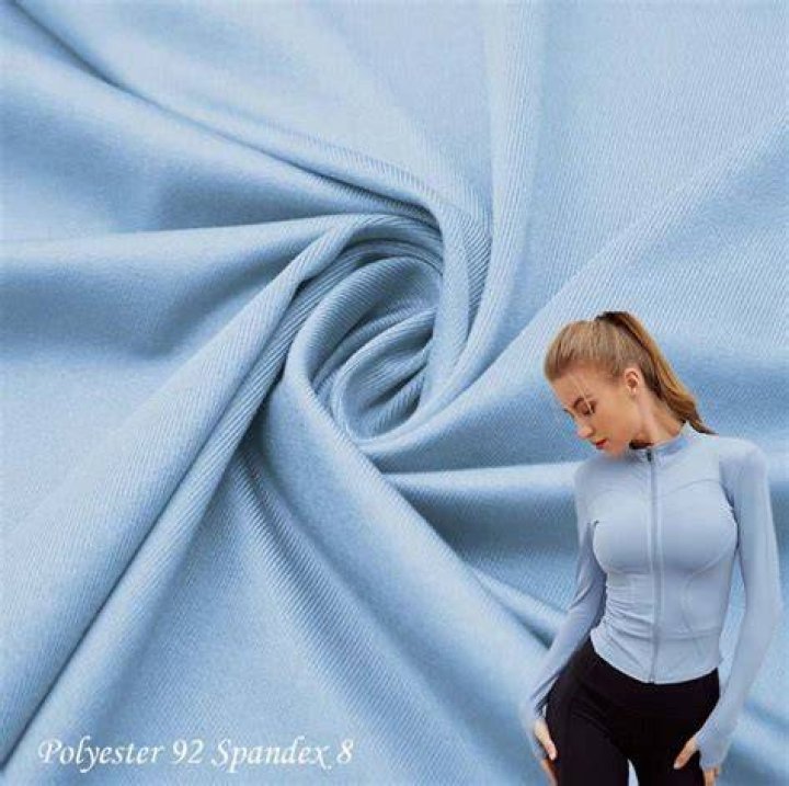 Is polyester thread stretchy?