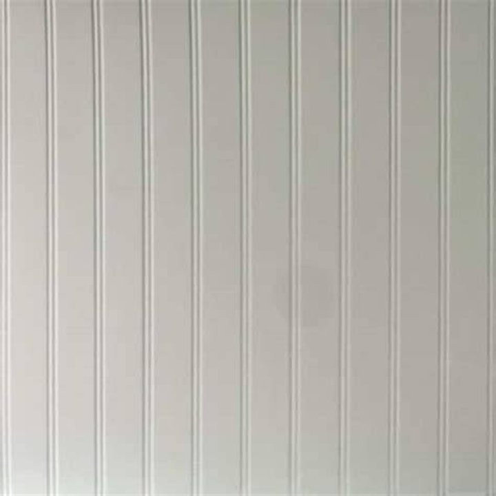 Is shiplap or beadboard better?