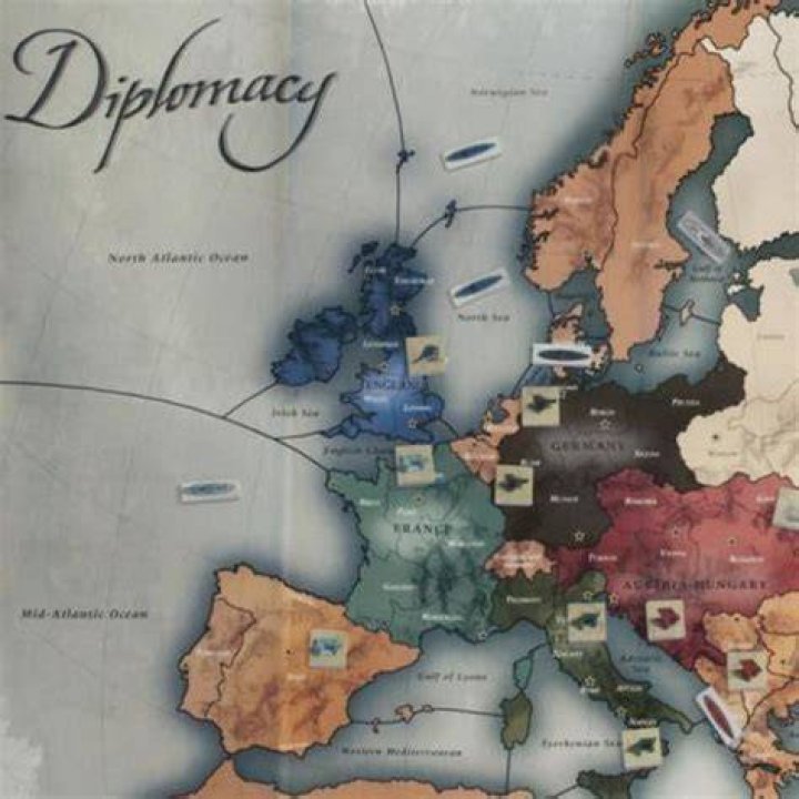 Is there a free version of model diplomacy?