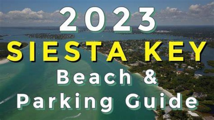 Is there free parking at Siesta Beach?