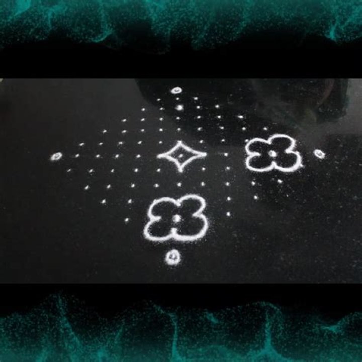 What are small Rangoli designs with dots?