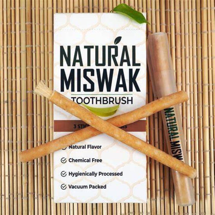 What are the benefits of miswak?