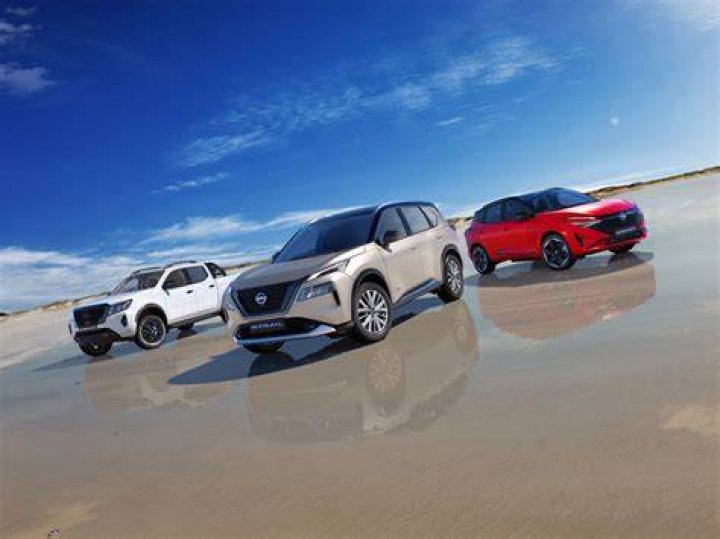 What are the sizes of Nissan cars?