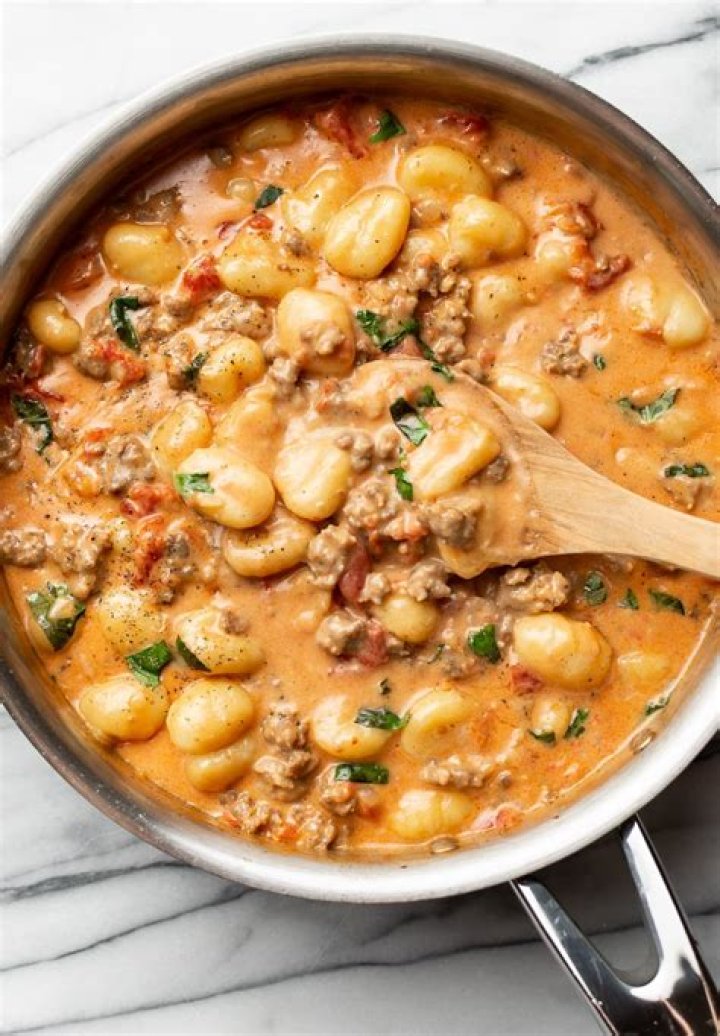 What can gnocchi be served with?