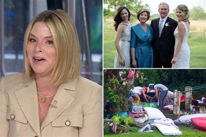 What celebs live in Alderley Edge?