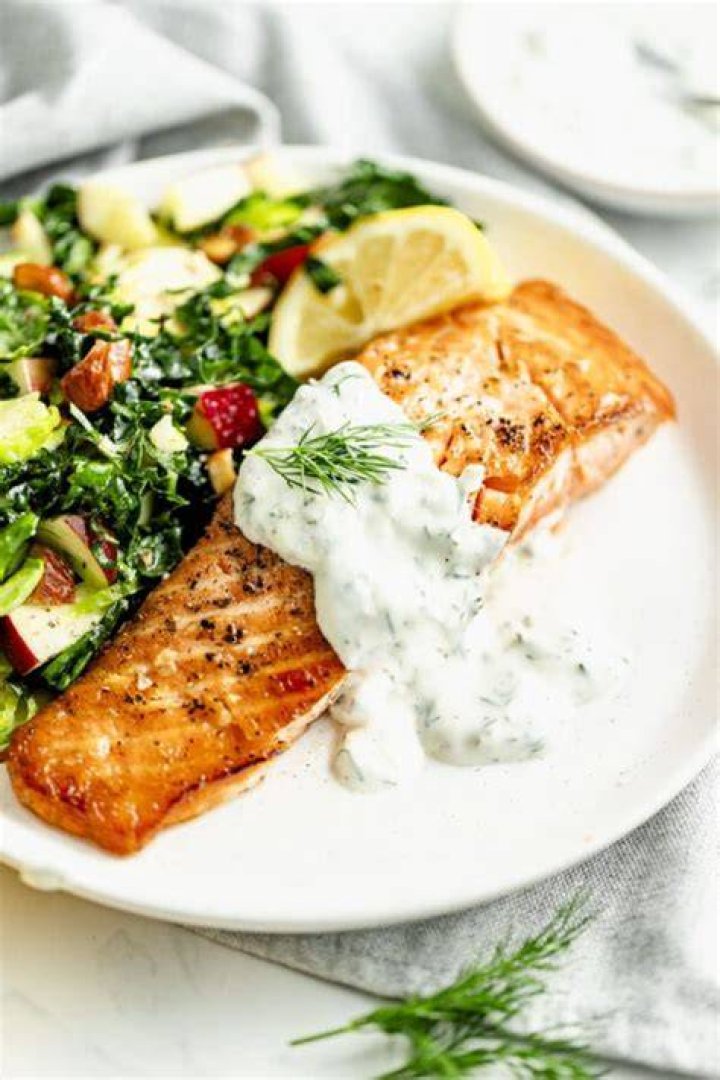 What condiment goes good with salmon?
