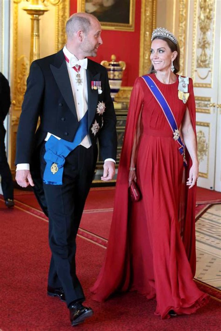 What did Kate wear to the Bond movie?