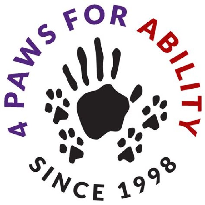 What does 4 Paws for Ability do?