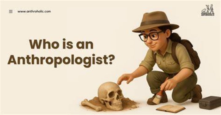 What does an applied anthropologist do?