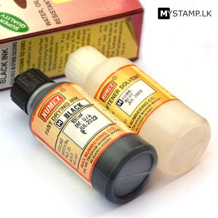 What does tricolor mean in ink?