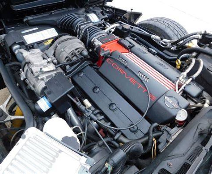 What engines came in a 1996 Corvette?