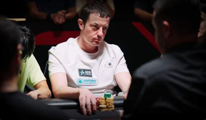 What happened to poker player Tom Dwan?