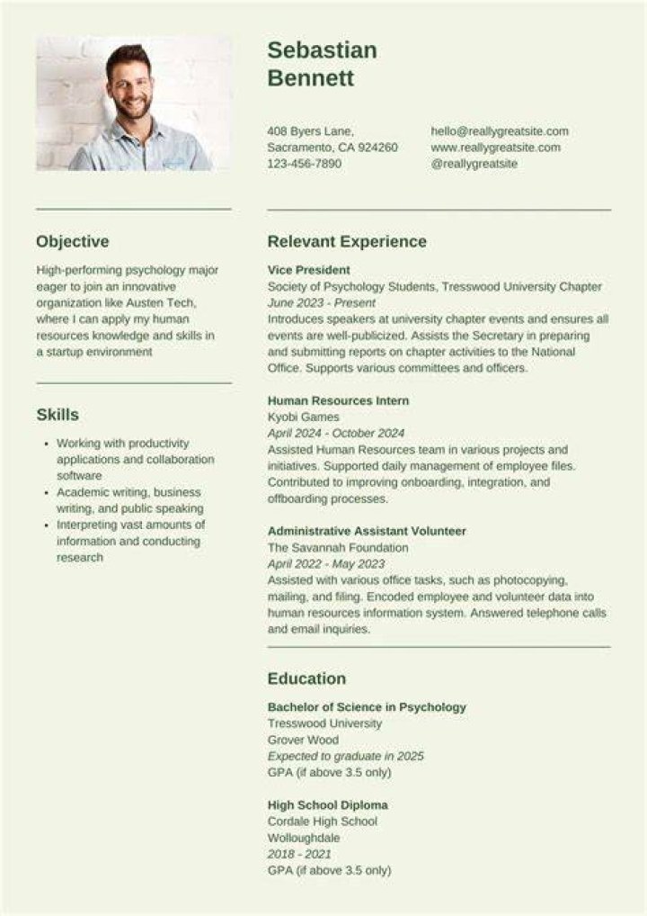 What is a good objective for a resume for marketing?