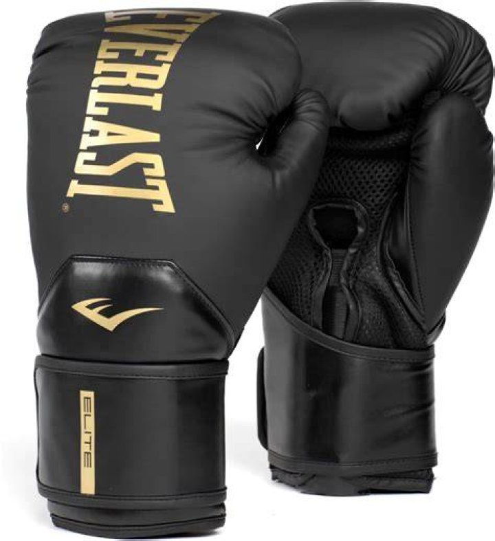 What is a good oz for boxing gloves?