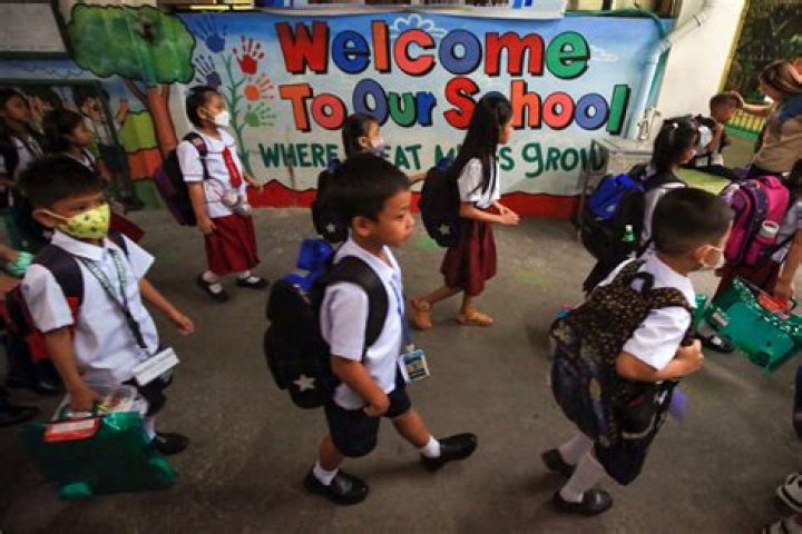 What is elementary school called in Philippines?
