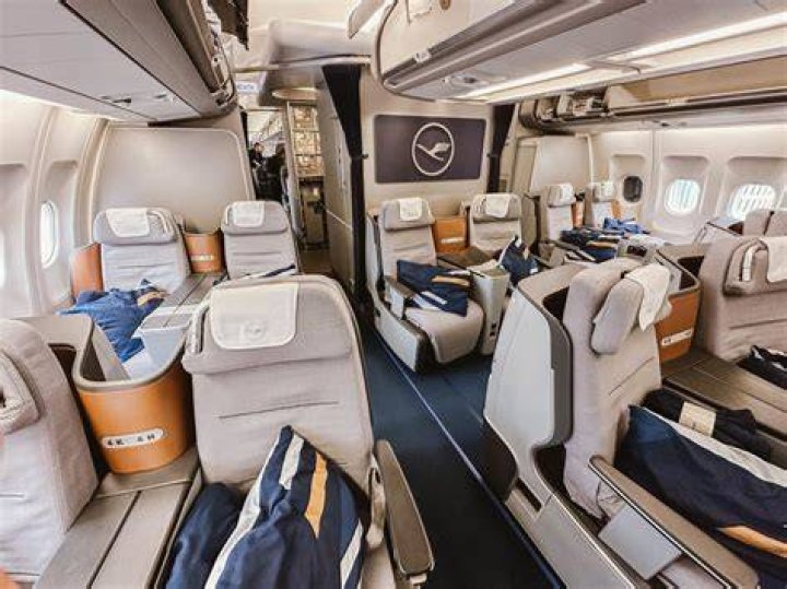 What is K class in Lufthansa?