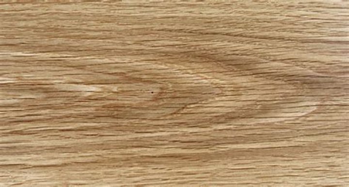 What is oak wood used for?